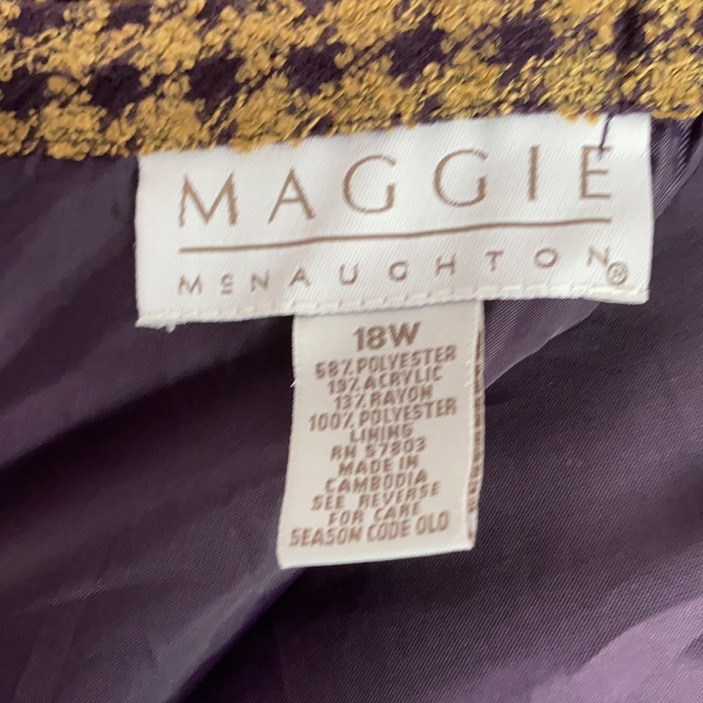 Maggie McNaughton knee length gold and plumb skirt - Picture 5 of 5